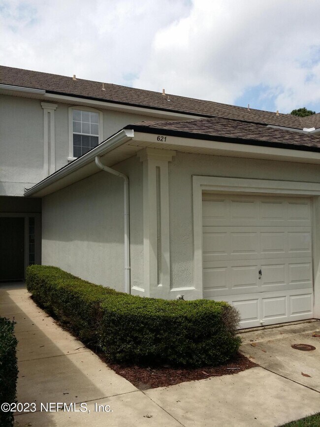 Foto del edificio - 621 Southbranch Dr
