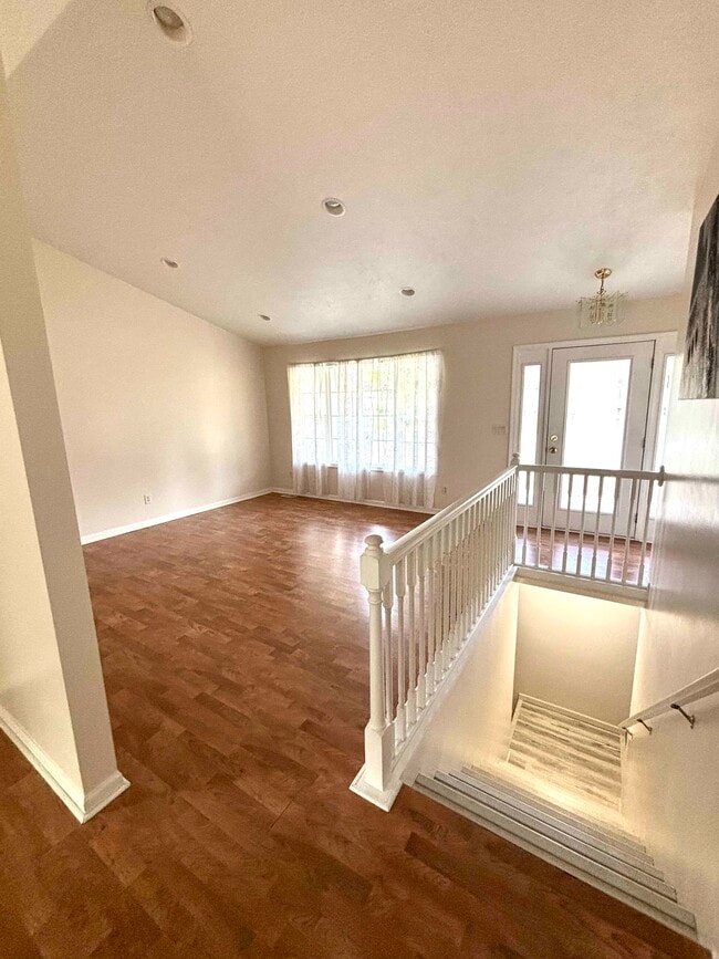 Building Photo - 4438 Morningside Dr SE