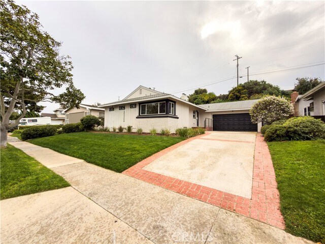 Foto del edificio - 5506 Cll De Ricardo