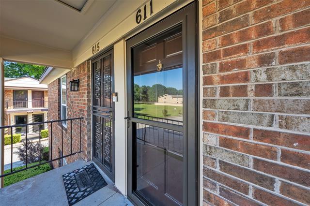 Foto del edificio - 4024 Ridglea Country Club Dr