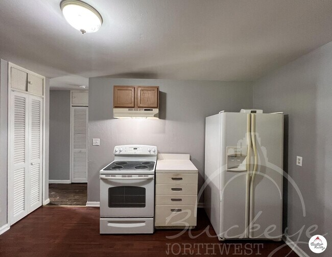 Building Photo - 3 Bedroom House - South Toledo