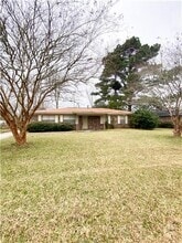Building Photo - 1205 Crawford Way