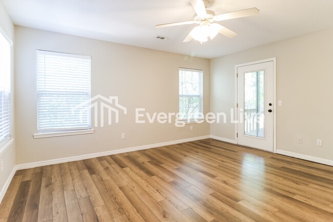 Building Photo - 9 Ormskirk Ln