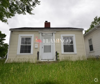 Building Photo - 2311 S Smithville Rd