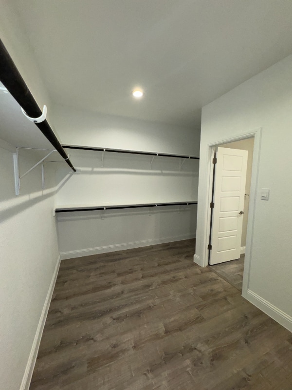 Building Photo - 1400 Razorbill Rd