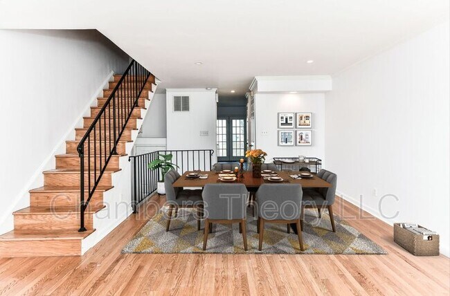 Foto del edificio - 1460 N Quinn St