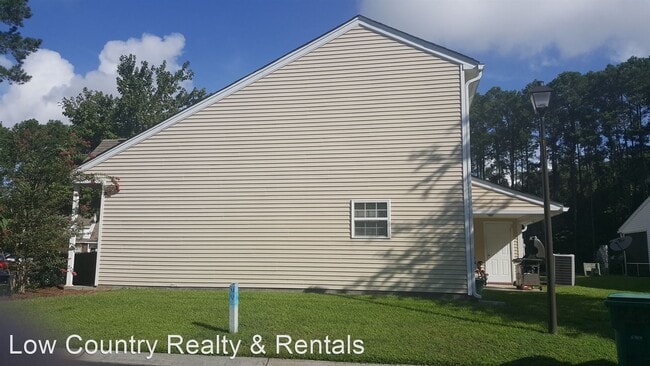 Building Photo - 3 br, 2.5 bath House - 262 Townes