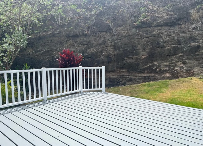 Building Photo - Beautiful 3BD/2BA Hawaii Kai Home | 2-Car Garage | Mountainside Setting