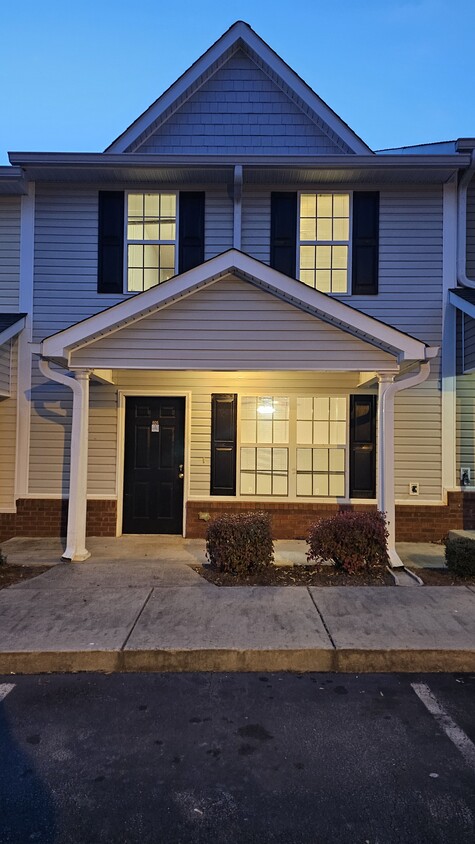 605 Burson Ave, Carrollton, Ga 30117 - Townhome Rentals In Carrollton 