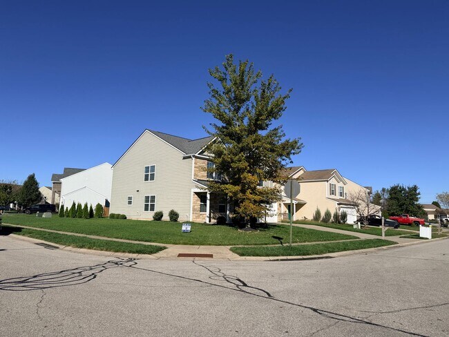 Foto del edificio - 1883 Creekstone Dr