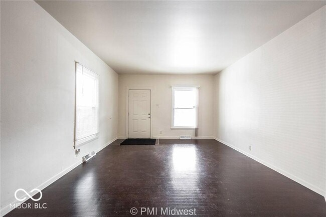 Foto del edificio - 264 N Holmes Ave