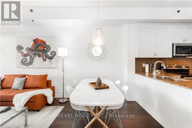 Photo du bâtiment - 34 Plains Rd E