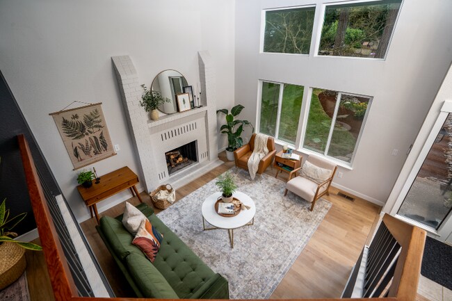 Foto del edificio - 1219 37th St Ct NW