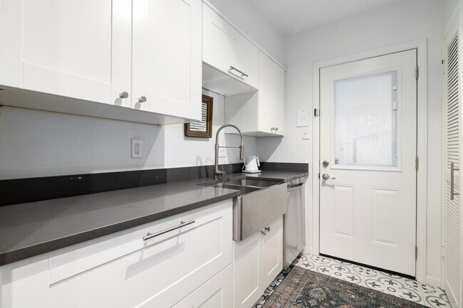 Foto del edificio - 1809 Stoney Brook Dr