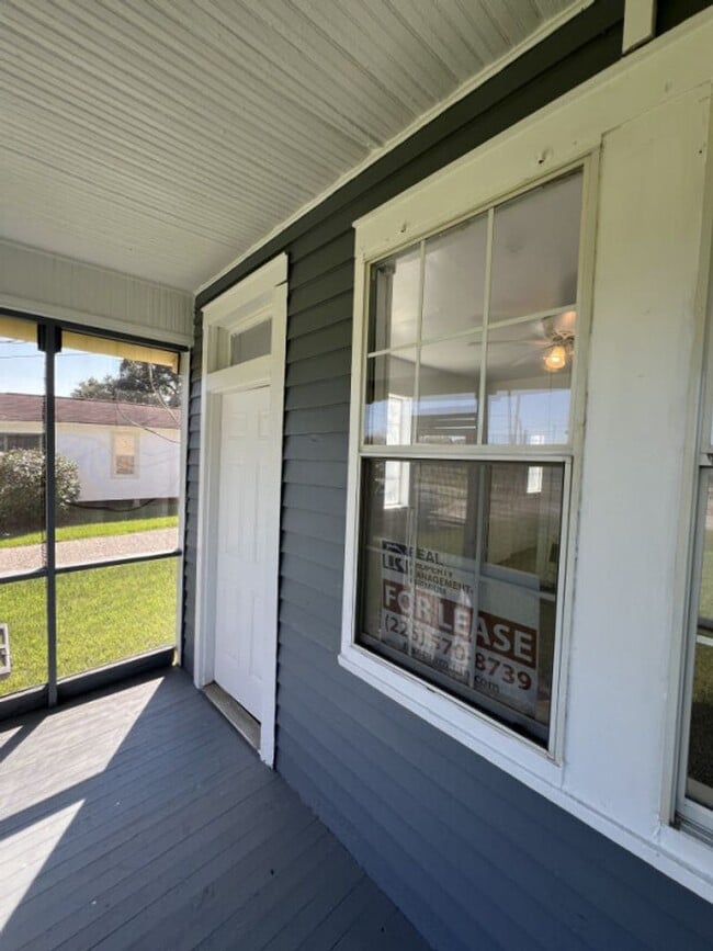 Foto del edificio - 2-Bedroom 1-Bath Home on Sunshine Rd.