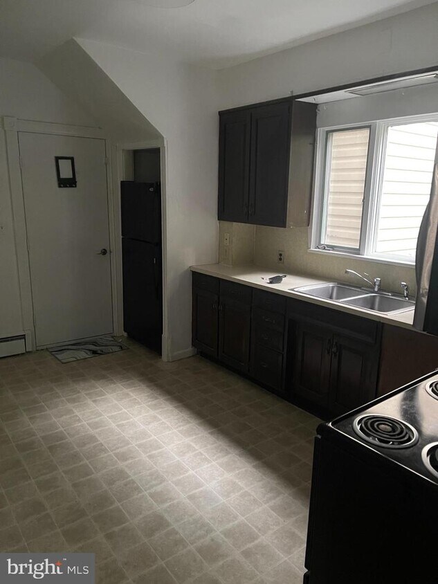 317 E King St, Shippensburg, PA 17257 House Rental in Shippensburg