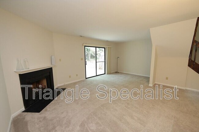 Foto del edificio - 112 Mossbark Ln