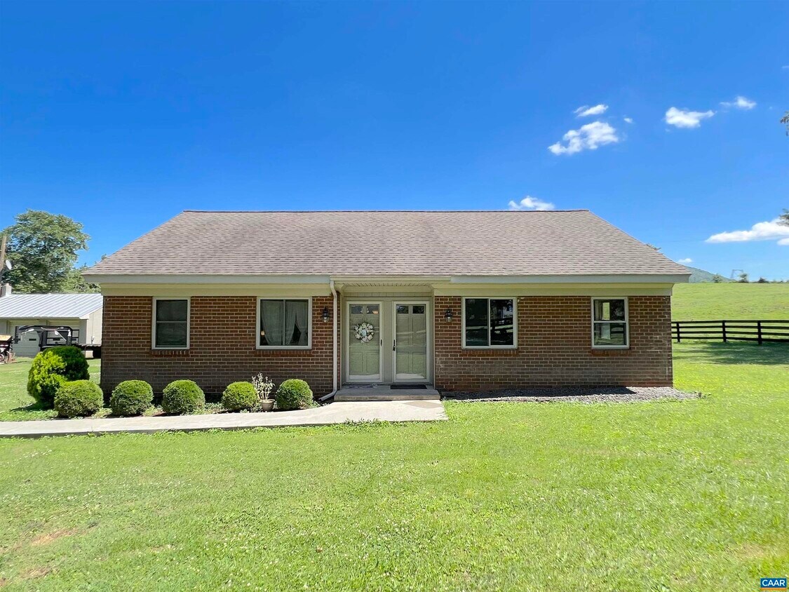 2617 Bonny View Ln, North Garden, VA 22959 Townhome Rentals in North