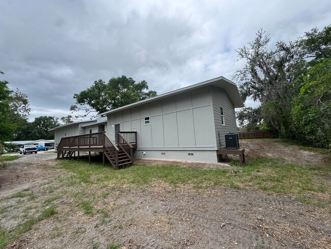 Building Photo - 923 Hagle Park Rd