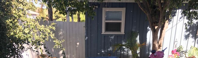 Foto del edificio - 416 N Pico Ave