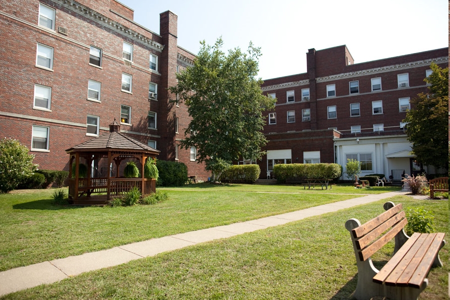 Building Photo - Governor Clinton Apartments -92 Units Age 60+