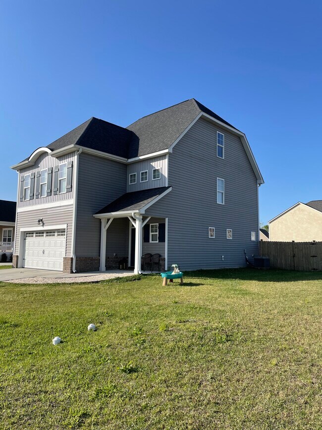 Foto del edificio - 311 Pebble Shore Dr