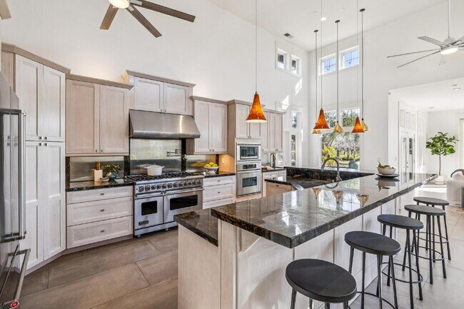 Foto del edificio - Eastside Sonoma | Vineyard & Hill Views