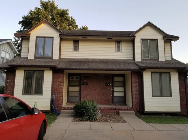 4 Bedroom Duplex - House for Rent in Wichita, KS ...