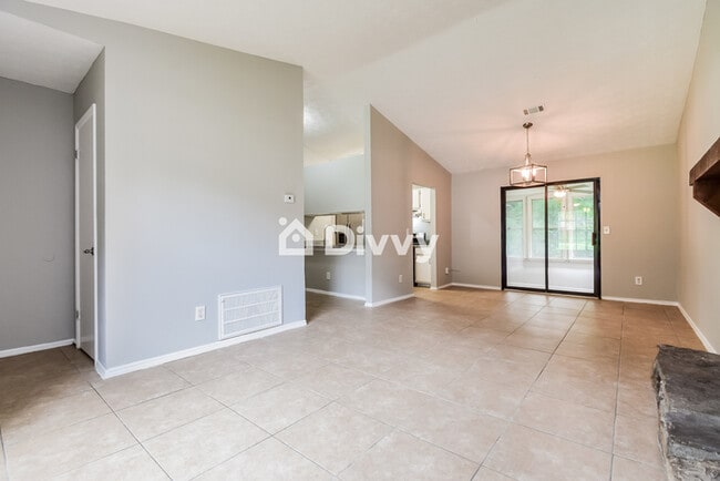Foto del edificio - 910 Brandon Hill Way