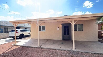 Building Photo - 6714 N 54th Ave