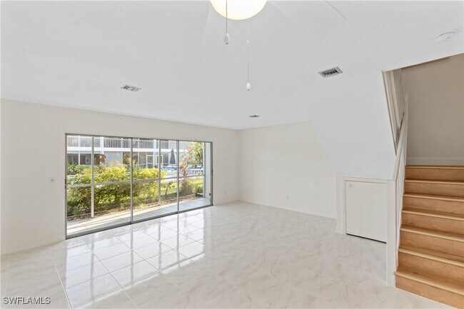 Foto del edificio - 25500 Cockleshell Dr