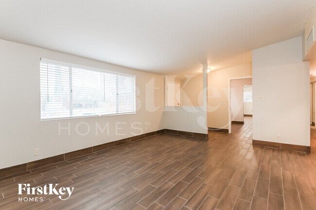 Foto del edificio - 8940 E Pine Valley Dr