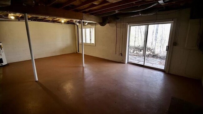 Building Photo - 375 Rays Ford Cir