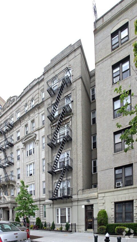 Foto del edificio - 171 Eastern Pky