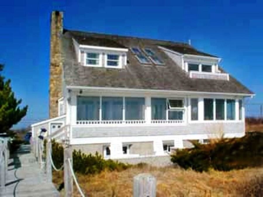 Primary Photo - 134 Sand Hill Cove Rd