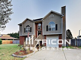 Building Photo - 4410 Fawnbrook Ave SW