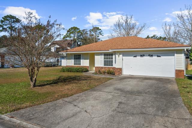 Foto del edificio - 3 bedroom in Jacksonville FL 32224