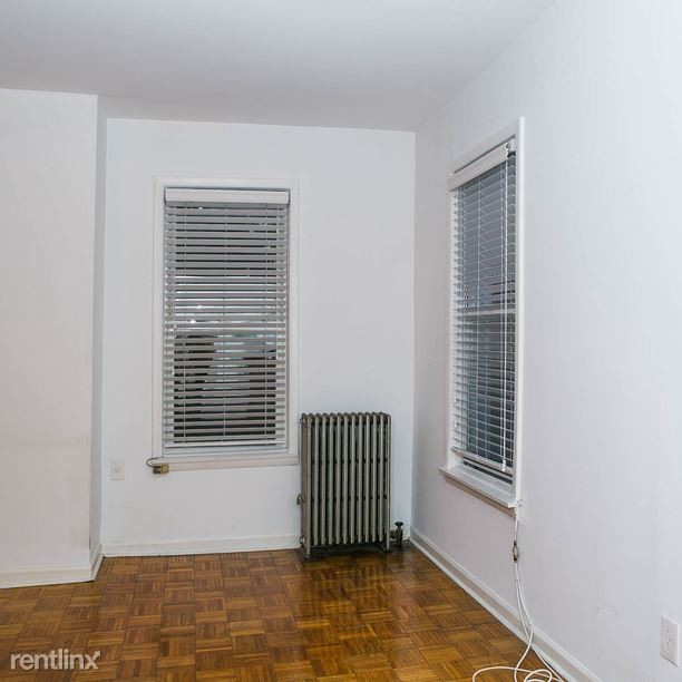 Building Photo - 126 Bedford Ave