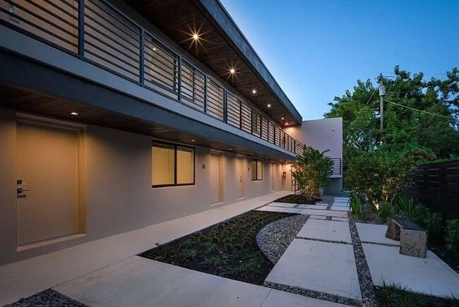 Foto del edificio - 1273 NE 38th St