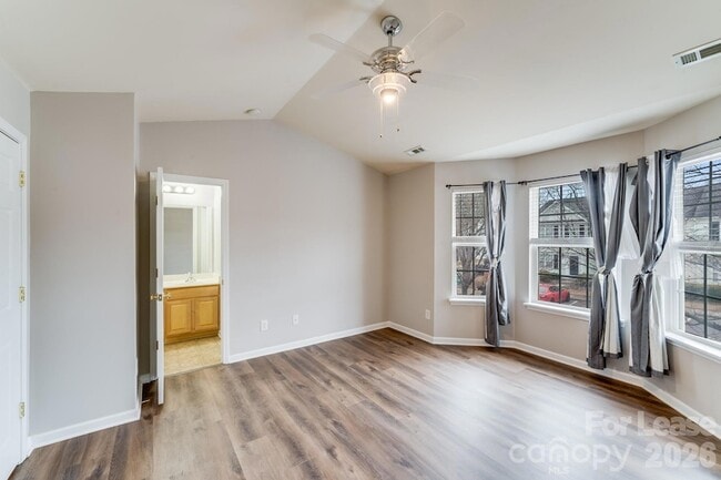 Building Photo - 3410 Broadwick St