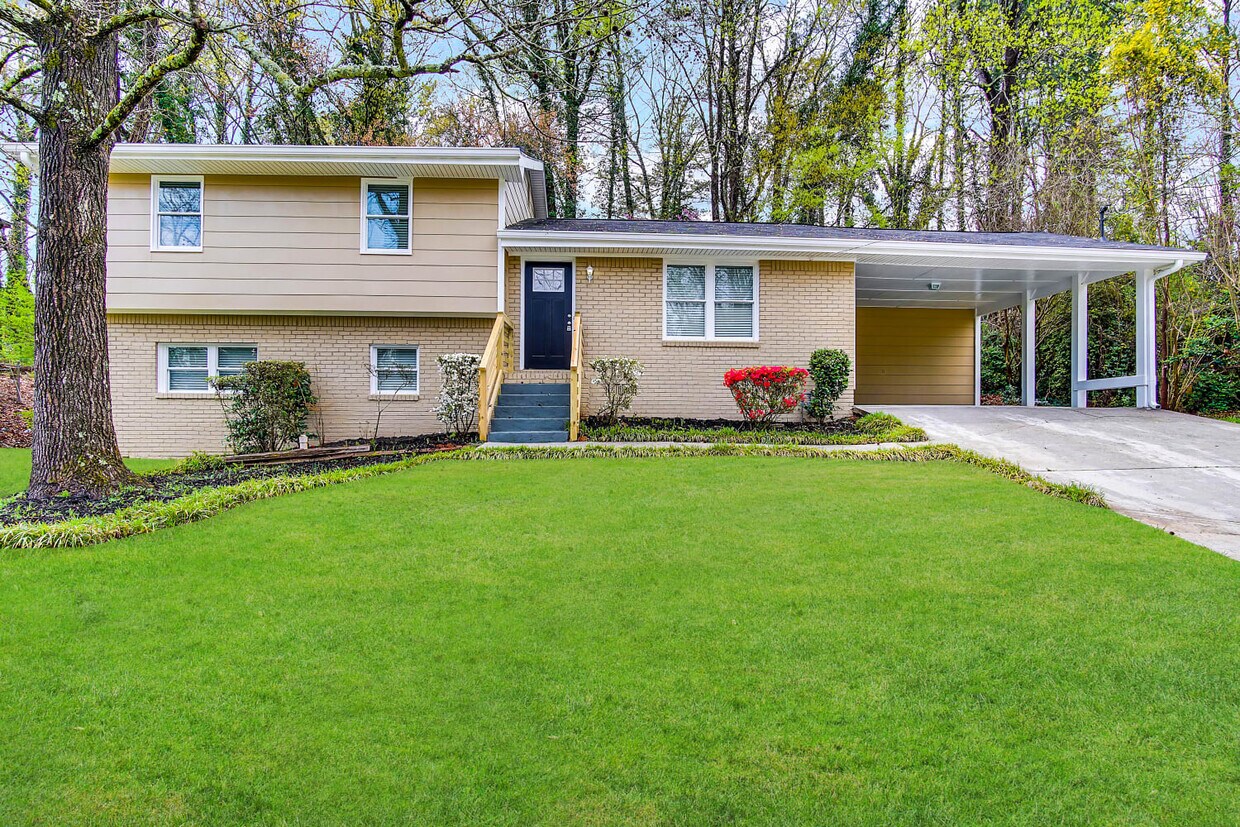 Primary Photo - 1394 High Meadow Dr