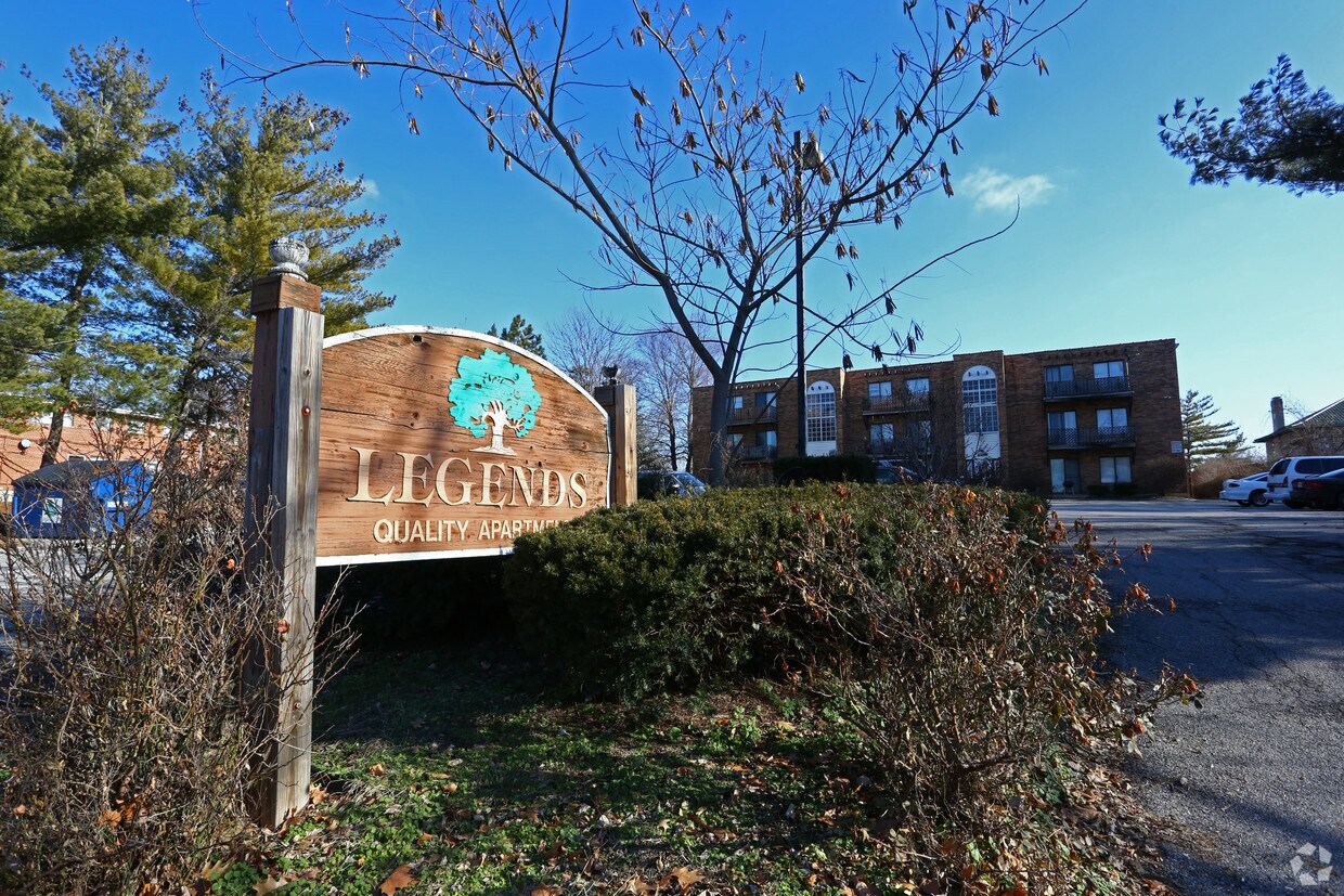 Foto del edificio - 4900-4906 S Broadway