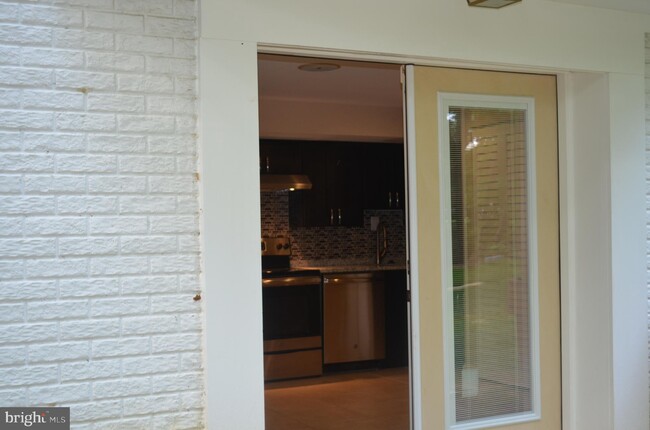 Building Photo - 12503 Woodsong Ln