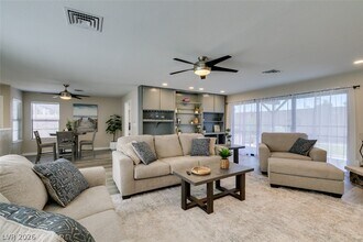 Building Photo - 2587 Swan Ln