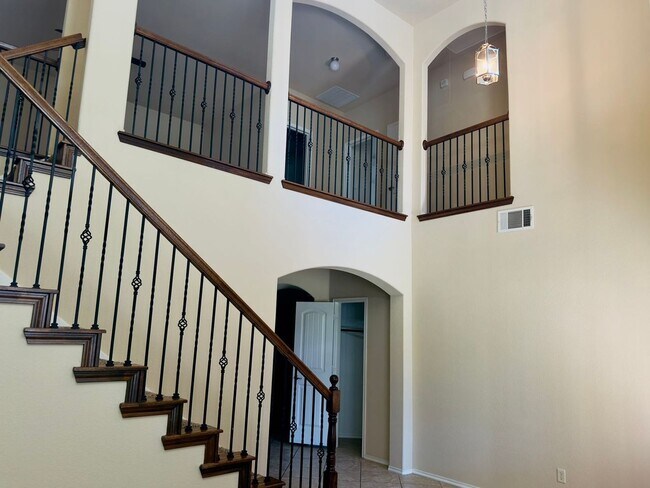Building Photo - Elegant 2-story home in Anna