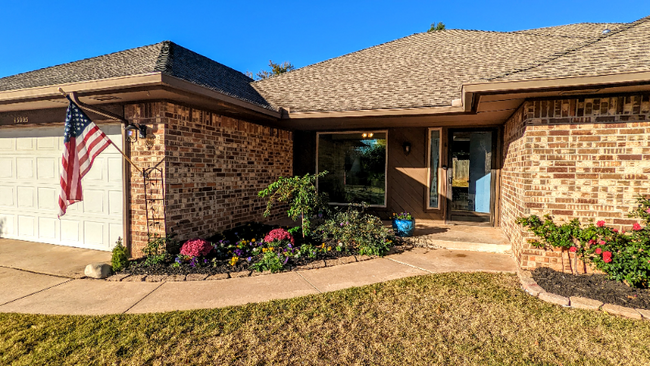 Building Photo - 13005 Silver Eagle Trail