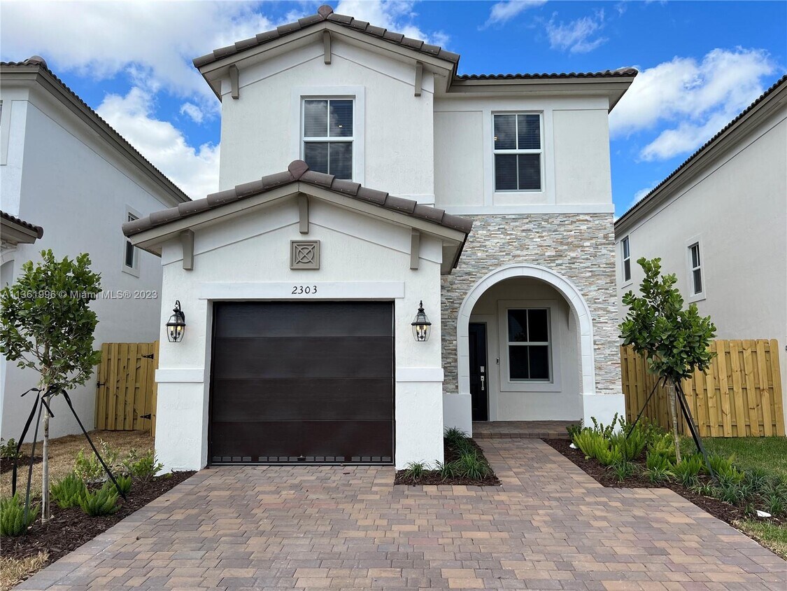 2303 NW 131st St, Miami, FL 33167 House Rental in Miami, FL