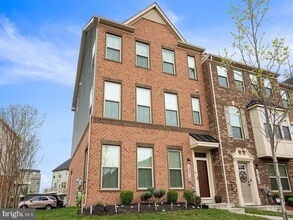 Building Photo - 10514 Norbourne Farm Rd