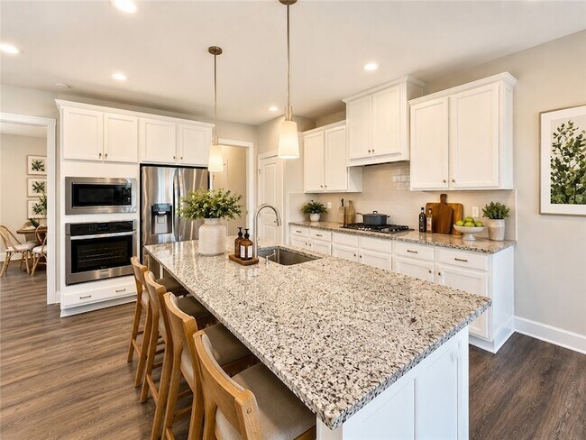 Foto del edificio - 4303 Spruce Rd