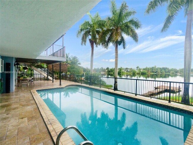 Foto del edificio - 8034 SW 199th Terrace